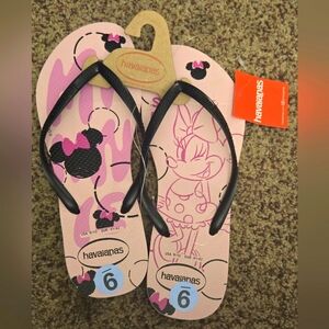 Havaianas for Women - Slim Disney Flip Flops - Peony Rose - 9/10